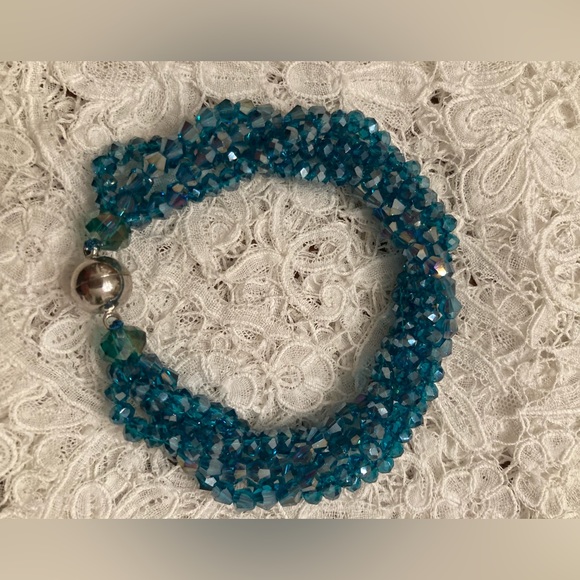 MAGNETIC CLASP Bracelet 5 Strands Dk TURQUOISE AB Austrian Crystals 7 1/2” NWT - Picture 9 of 14